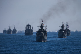 مانور بزرگ دریایی ولایت ۹۴ - رژه‌ دریایی